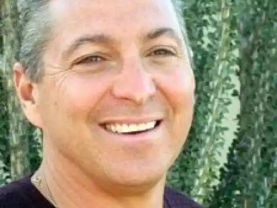 Rich Goldsand,
Health & Wellness
Expert at Simposio dell'autunno 2023
