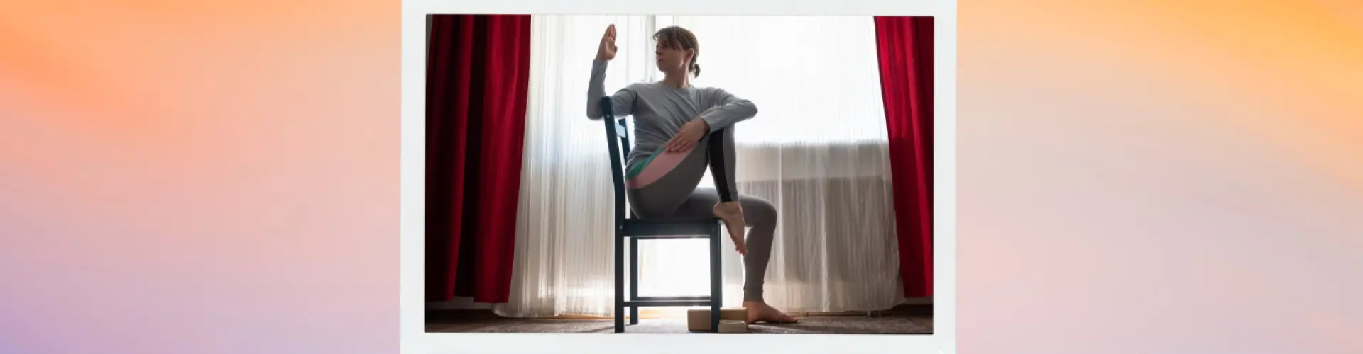 Йога на стільці для будь-кого - Online Class by Just Plain  Yoga